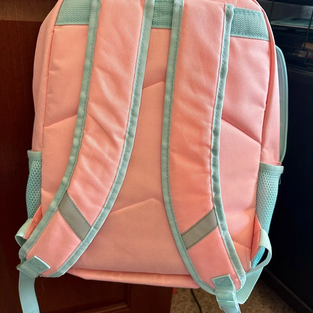 Frozen Backpack - Picture 4 of 6